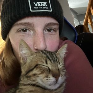 Meet your Posher, Cass